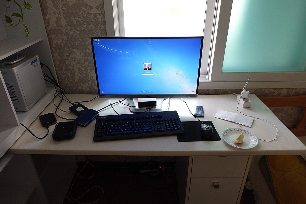 Office Desktop Core i5 8th Gen with 22" Monitor