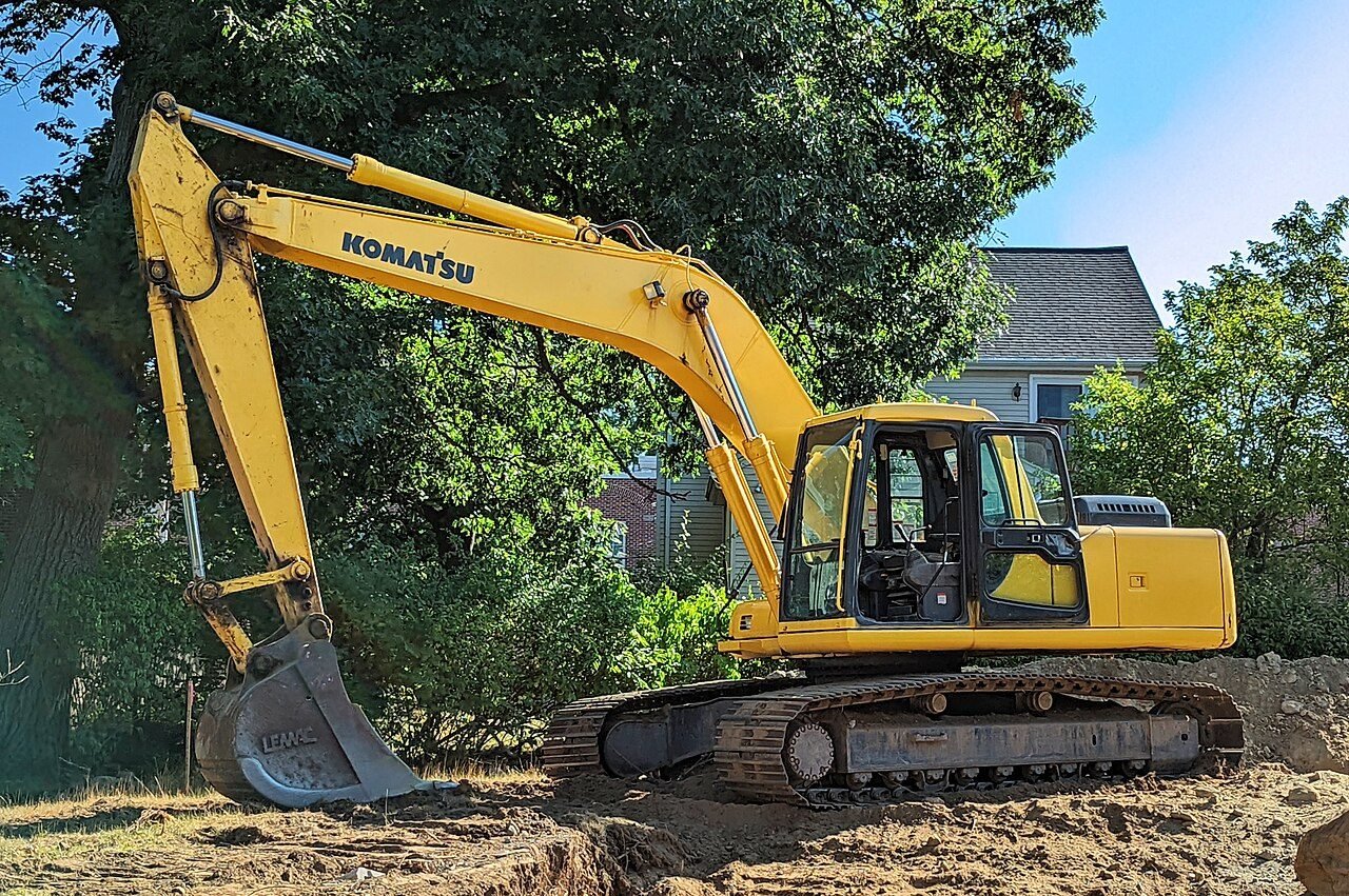 Komatsu PC200-8 Excavator 2012